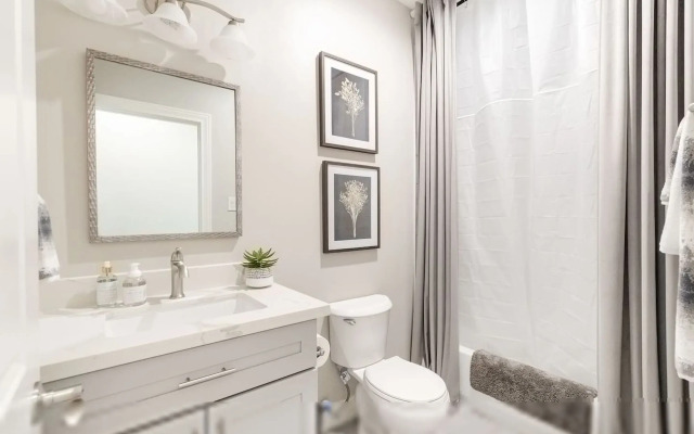 Modern Elegance:Minutes from NRG, Houston