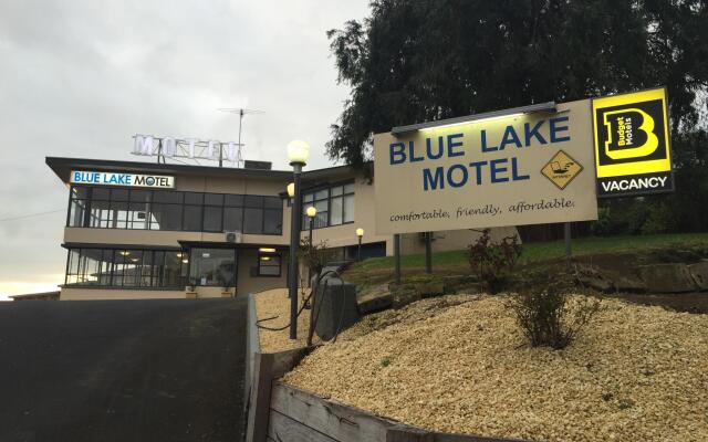 Blue Lake Motel