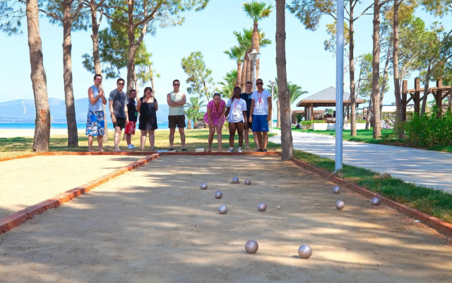 Venosa Beach Resort & Spa