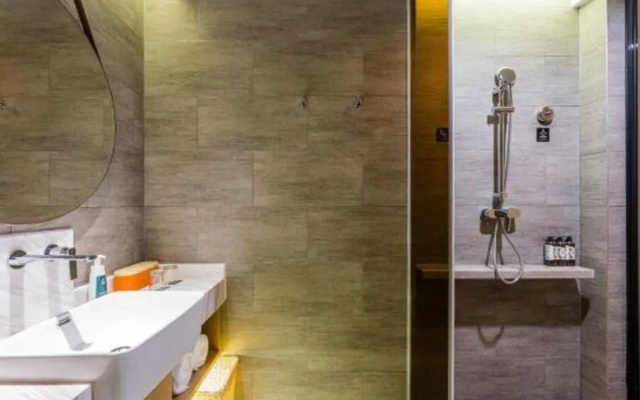 Atour Hotel Xuzhou Yunlong CBD