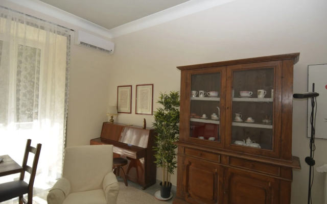 House & The City - Vatican Apartments