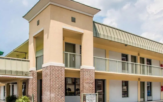 Quality Inn Savannah Historic District