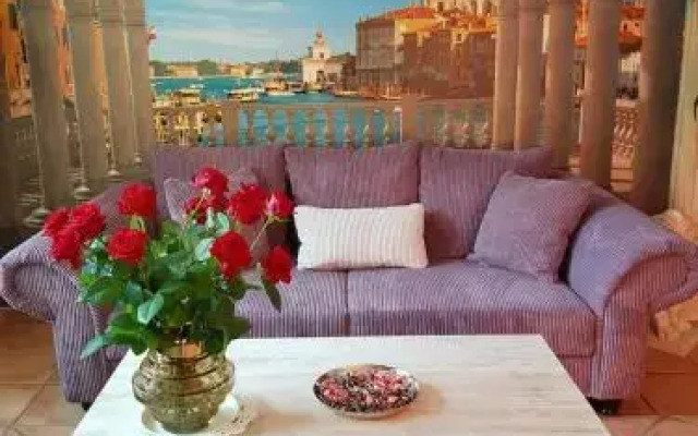 Whirlpool Suite Marrakesch-Lounge