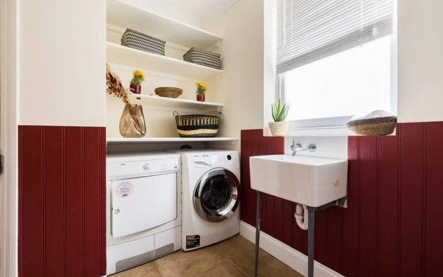 The Hackney Secret - Stylish 2bdr House With Garden, London