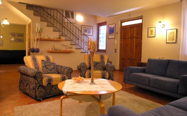 Villino Blu Private Villa on the Chianti Hils 10 Plus 2 pax