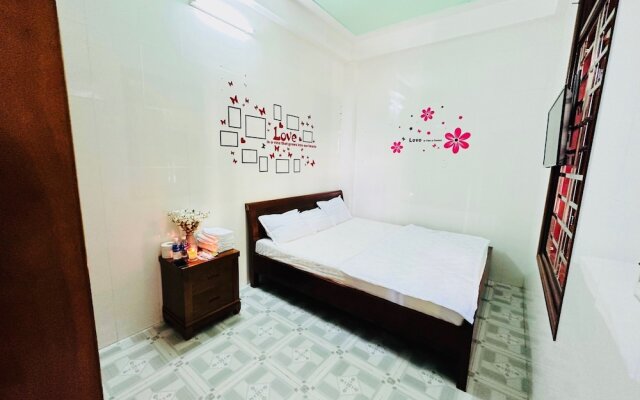 The Dorm Tam Toà