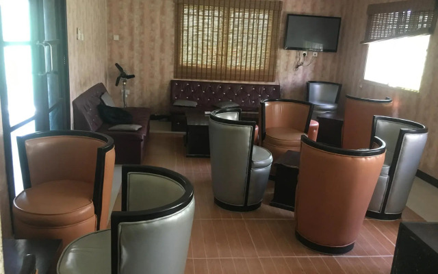 Ocean Pavillion Hotel & Suites