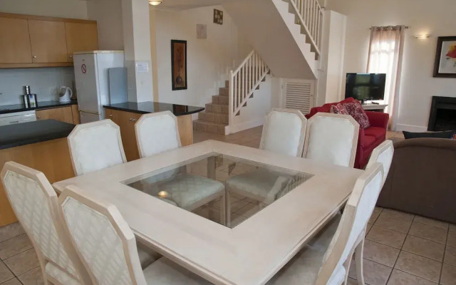 Villa 16