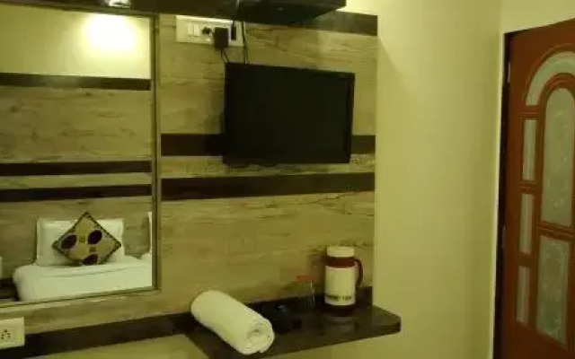 Room Maangta 122 Andheri East