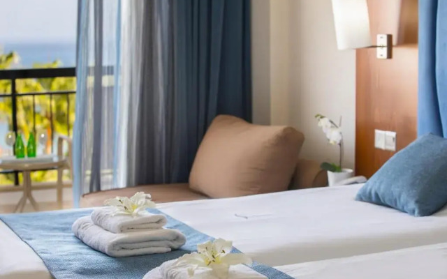 Anastasia Waterpark Beach Resort