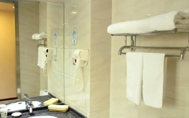 GreenTree Inn Beijing Changping Shahe Zhuxinzhuang Railway Station Express Hotel