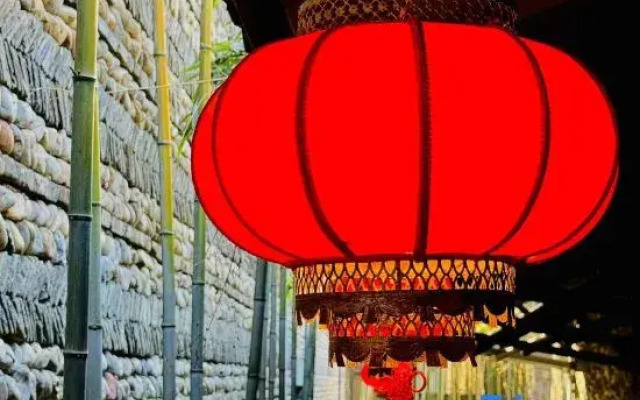 Ningbo Ninghai Atour Hotel