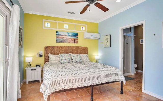 LaJuana Iguana by Silver Sands Vacation Rentals