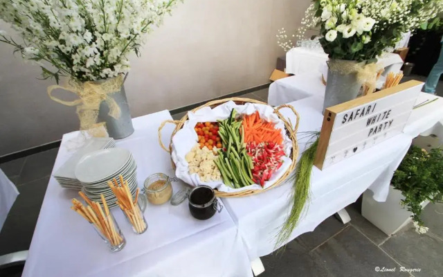 Safari Hôtel - Restaurant l'Hibiscus