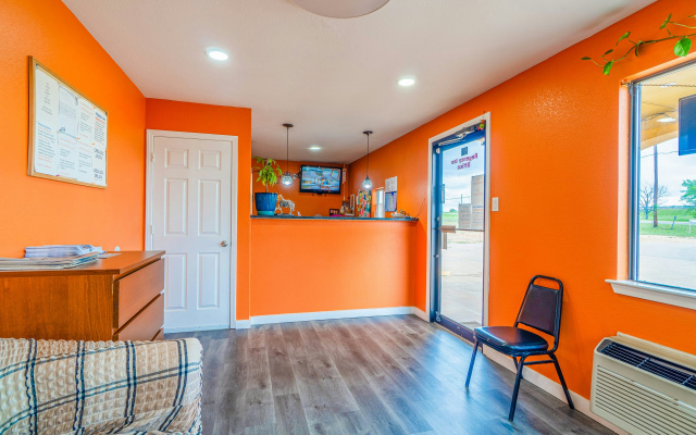Regency Inn By OYO Rockdale TX