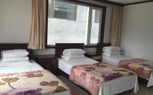 Wutaishan Xianrenju Inn
