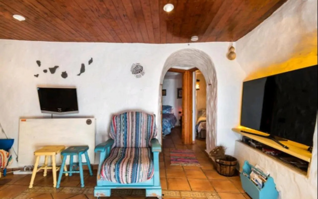 Silence's Cave Rural House