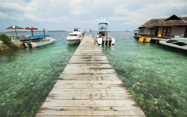Pulau Pelangi Resort