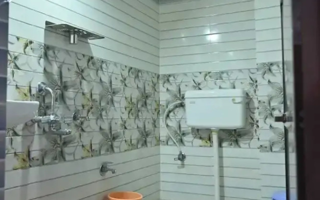 New Kashi Paying Guest House By GRB