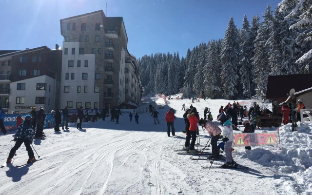 Stenata Huge Ski To Door Apartment