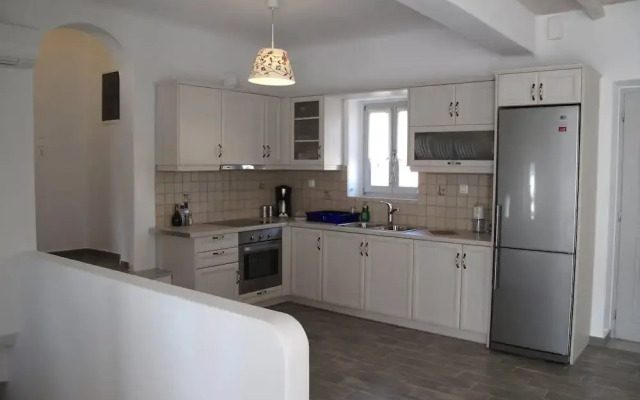 Drios Seaside Villas
