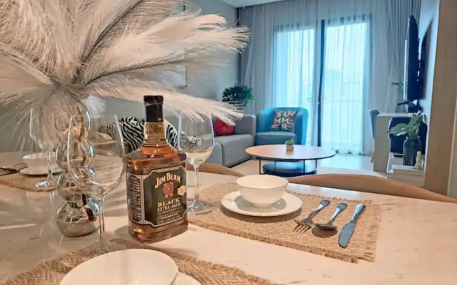 Zenity View Residence Luxury Apartment