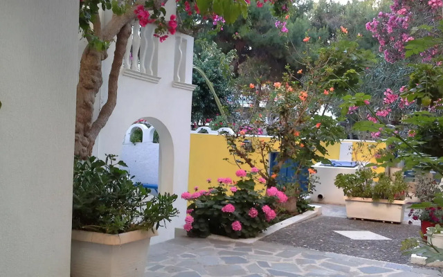 Lefkothea Hotel