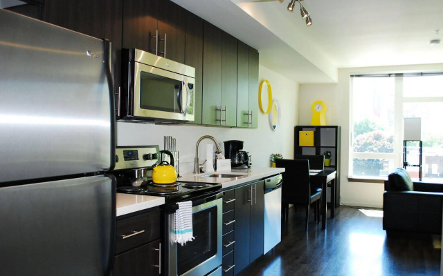 Seattle Center Luxury Suites by NSpire