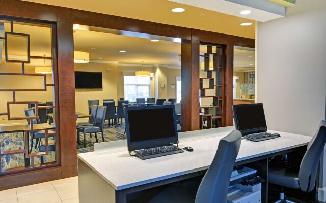 Embassy Suites by Hilton Valencia