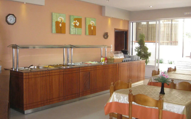 Meliton Hotel