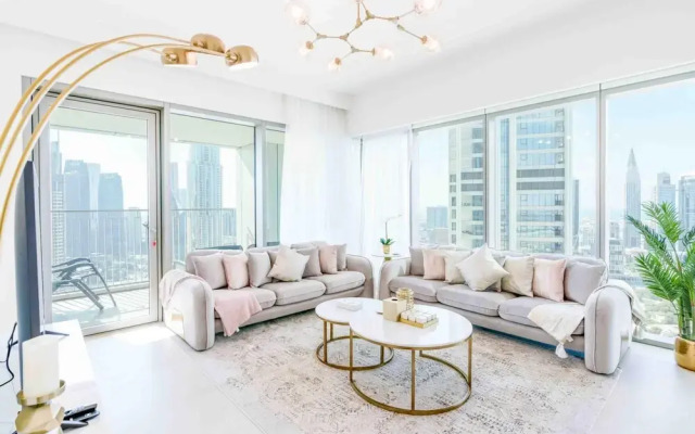 Regal 3BR Maid w Burj Khalifa View Balcony