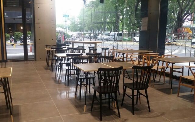 巨蛋旅店 HotelR14