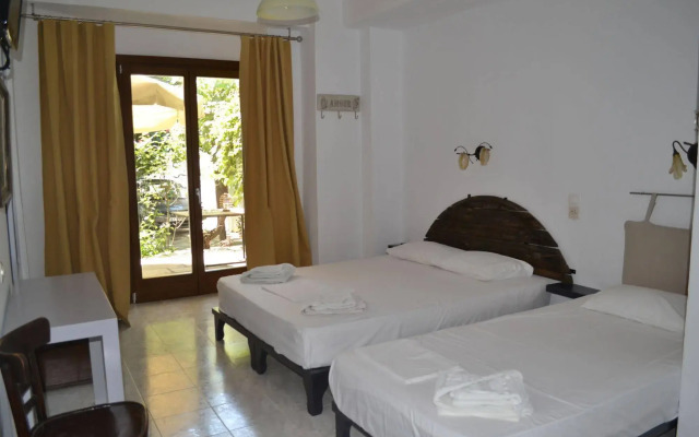 Mirto Apartments