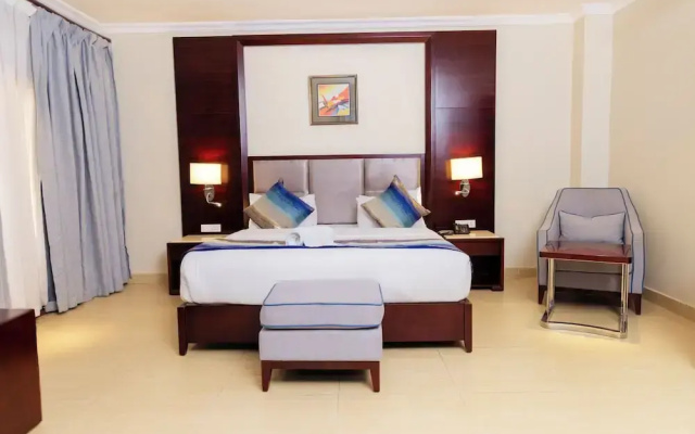 The Grand Palace Hotel