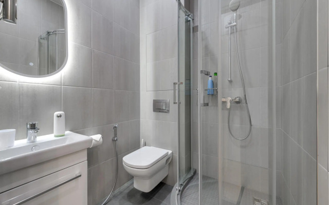 Апартаменты в небоскрёбе, центр Москвы