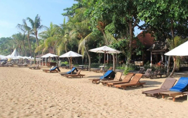Besakih Beach Hotel