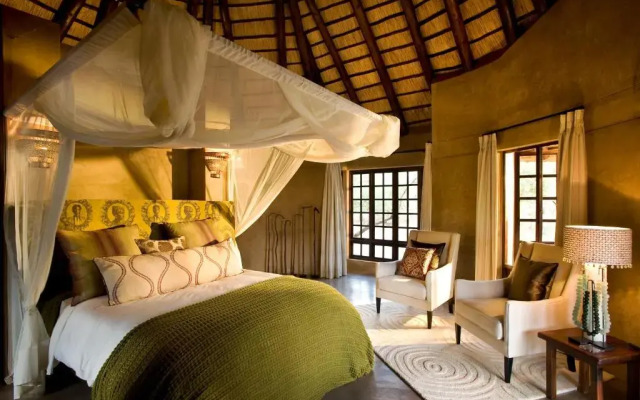 Vuyani Safari Lodge