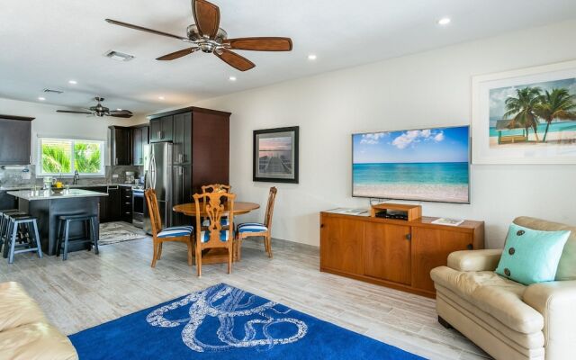 Kaibo Yacht Club by Cayman Villas