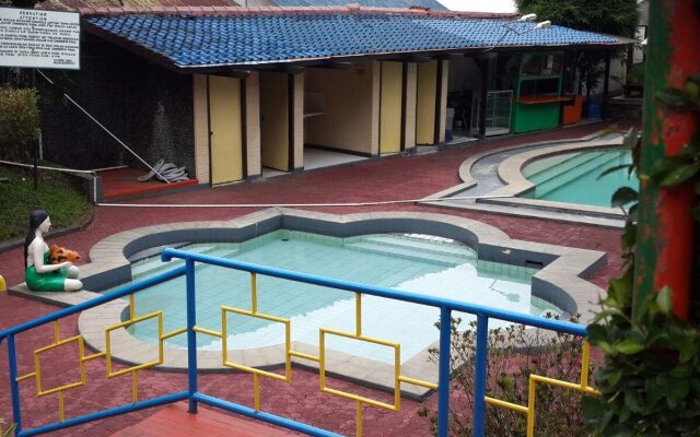 Hotel Surya Indah Cipanas