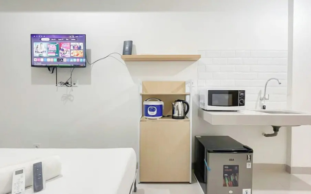 White Studio Room (No Kitchen) At Bandaraya - Tallasa City Makassar Apartment – Guest Rooms – Makassar