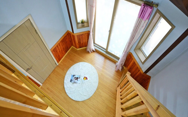 Gapyeong Pealichae Pension