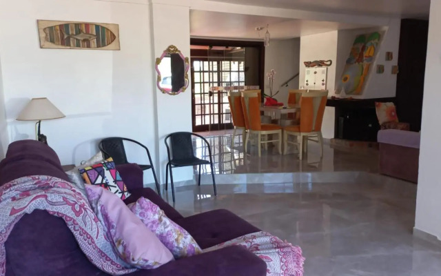 Aluguel Casa Garopaba - 7 quadras do mar