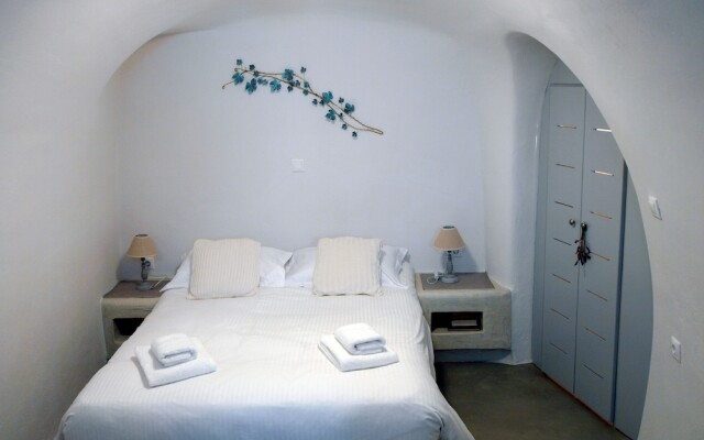 Santorini Caves