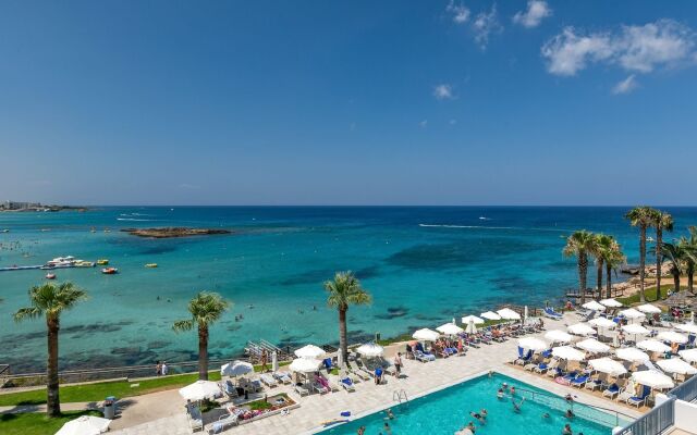Louis Nausicaa Beach