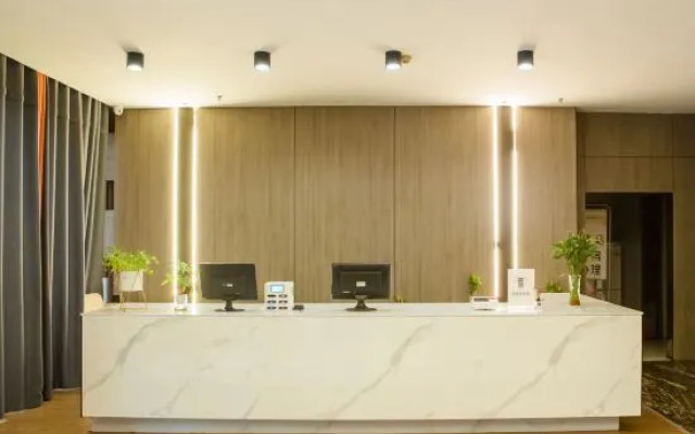 Lijiang Boutique Hotel (Yizhong Middle School)