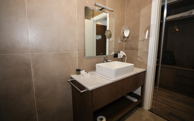 Black Diamond Hotel Dhermi