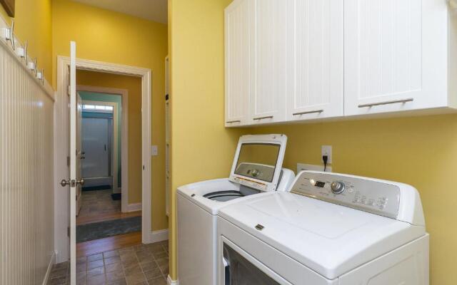 Night Sand by Oak Island Accommodations