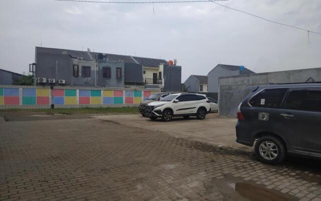 OYO 2832 Wisma Sukatani Indah