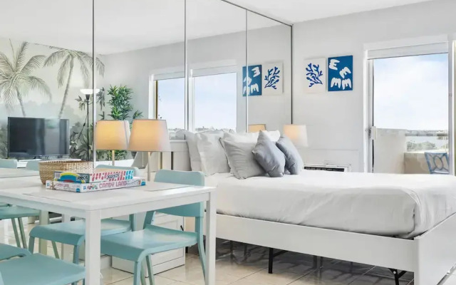 Vista Mar Bay Views Close to Miami Attractions