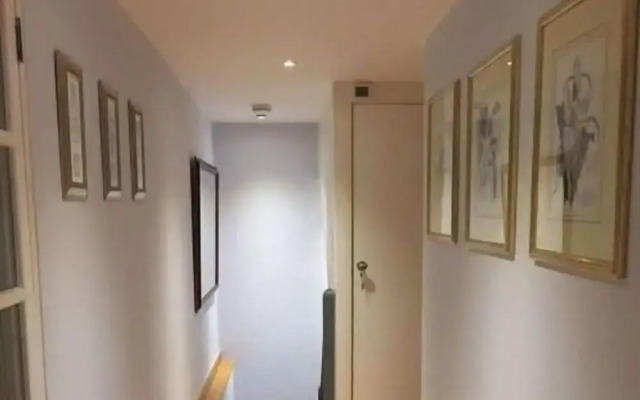8 Owls B&B
